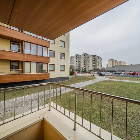 Apartment Erdvus Triju Kambariu Butas, Naujos Statybos Name *